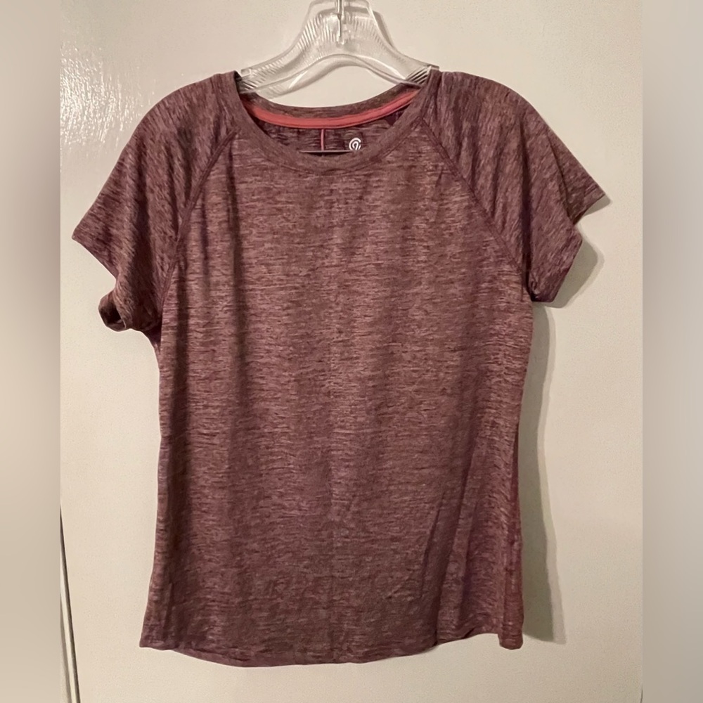 Shortsleeved workout top